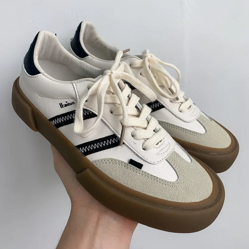 2026 Autumn New Luxury Shoes for Woman Classic Sneakers Women Leather Retro Low Cut Lace -up Casual Women Sneakers Plus Size 44