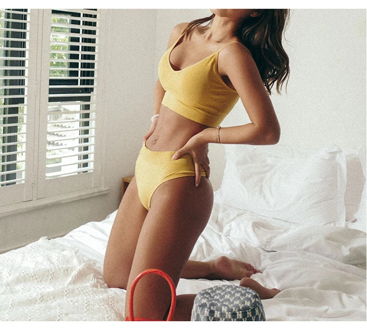 CINOON Women Seamless Bra Set Sexy Thong Low Waist Panties Wire Free Bra Bralette Lingerie Brassiere Cotton Female Underwear Set