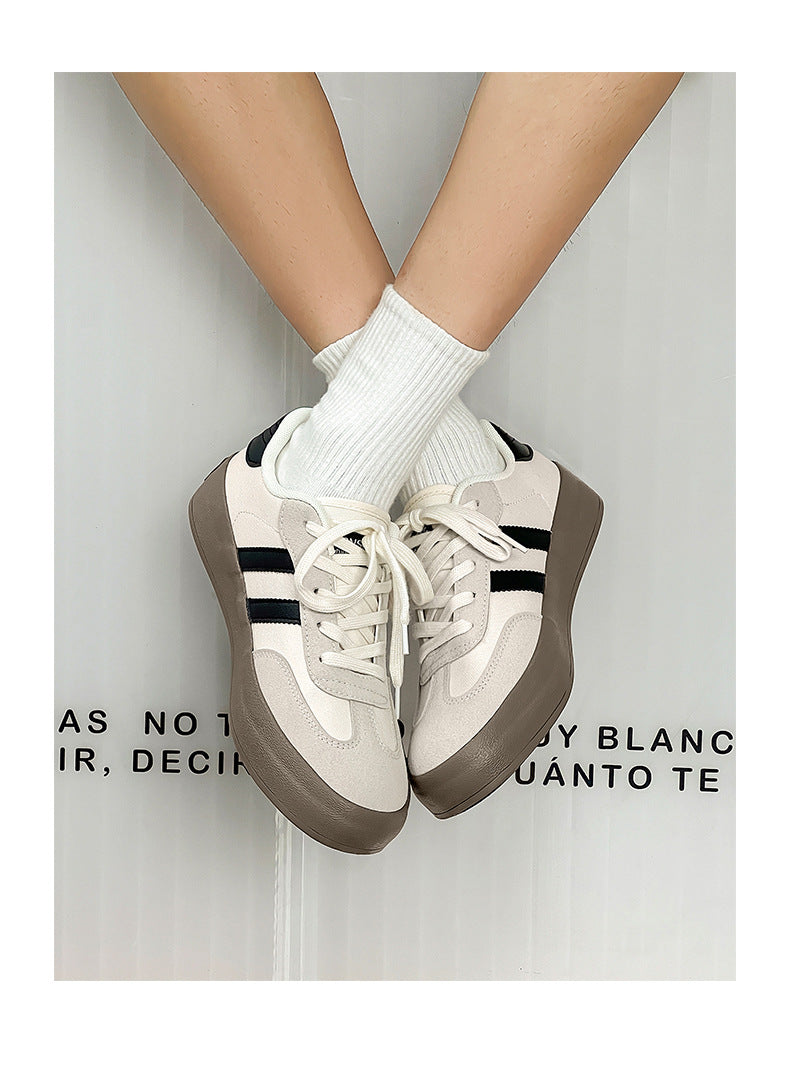 2026 Autumn New Luxury Shoes for Woman Classic Sneakers Women Leather Retro Low Cut Lace -up Casual Women Sneakers Plus Size 44