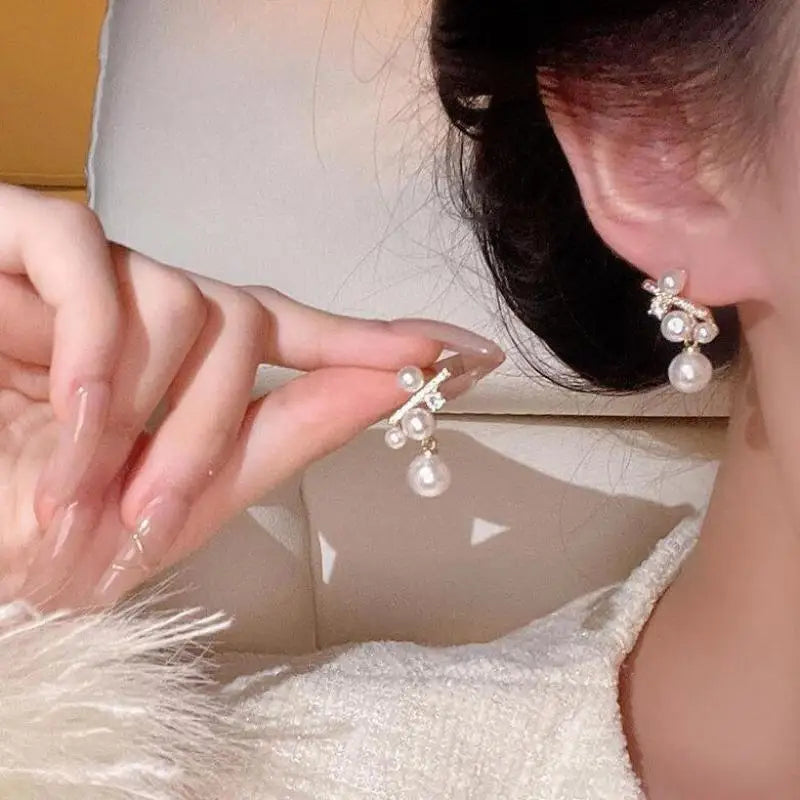 925 Silver Needle Korean Fashion Crystal Pearl Drop Earrings For Women Jewelry 2026 Trending New Luxury Zircon Women's Earrings