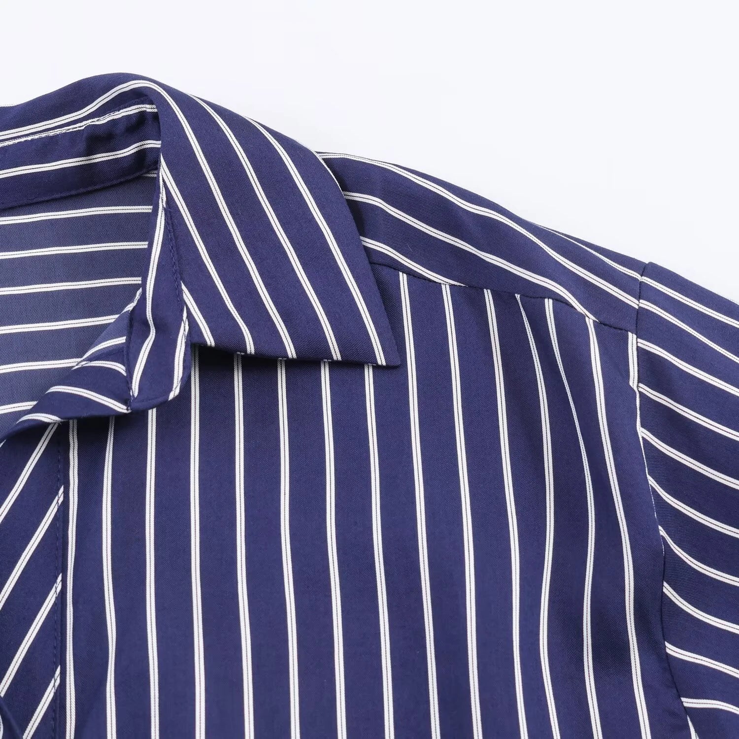 European and American style spring and summer new product women's clothing lapel bubble sleeve casual commuting striped shirt