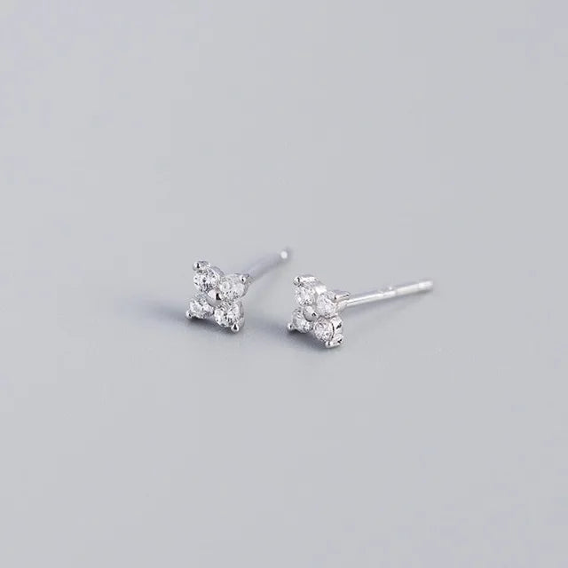 New Fashion Stainless Steel Flower Small Hoop Earrings Women Korean Crystal Zirconia Cartilage Earrings Piercing Jewelry