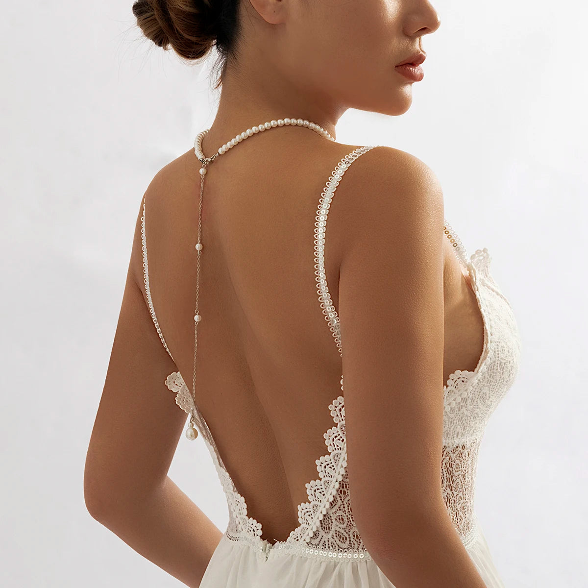 Vintage Elegant Simulated Pearls Clavicle Choker Necklace Women Long Chain Tassel Pendant Wedding Jewelry Bikini Chest Chain