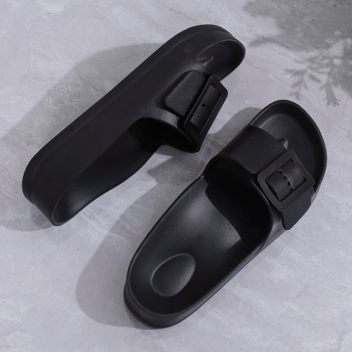 Summer Women Slippers Lightweight Buckle Thick Sole Slip-On Platform Sandals ladys Soft EVA Outdoor Beach Shoes